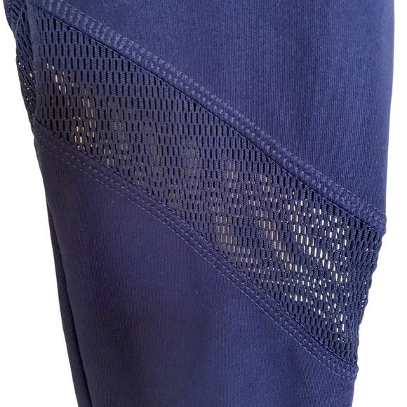Gottex Navy leggings with Mesh accents XL. Gorgeous & stylish!. Zipper pocket - Picture 10 of 10